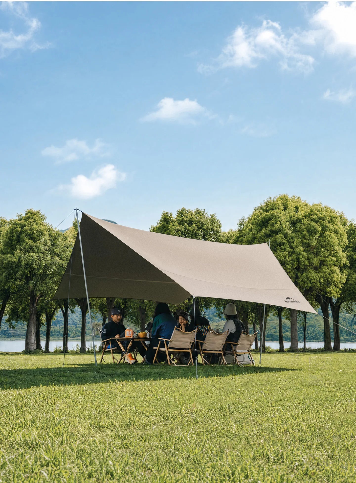Naturehike Large Camping Waterproof Canopy Camping Sun Shelter Summer Anti-UV UPF2000+ Family Ourdoor Park Beach Tent Tarp
